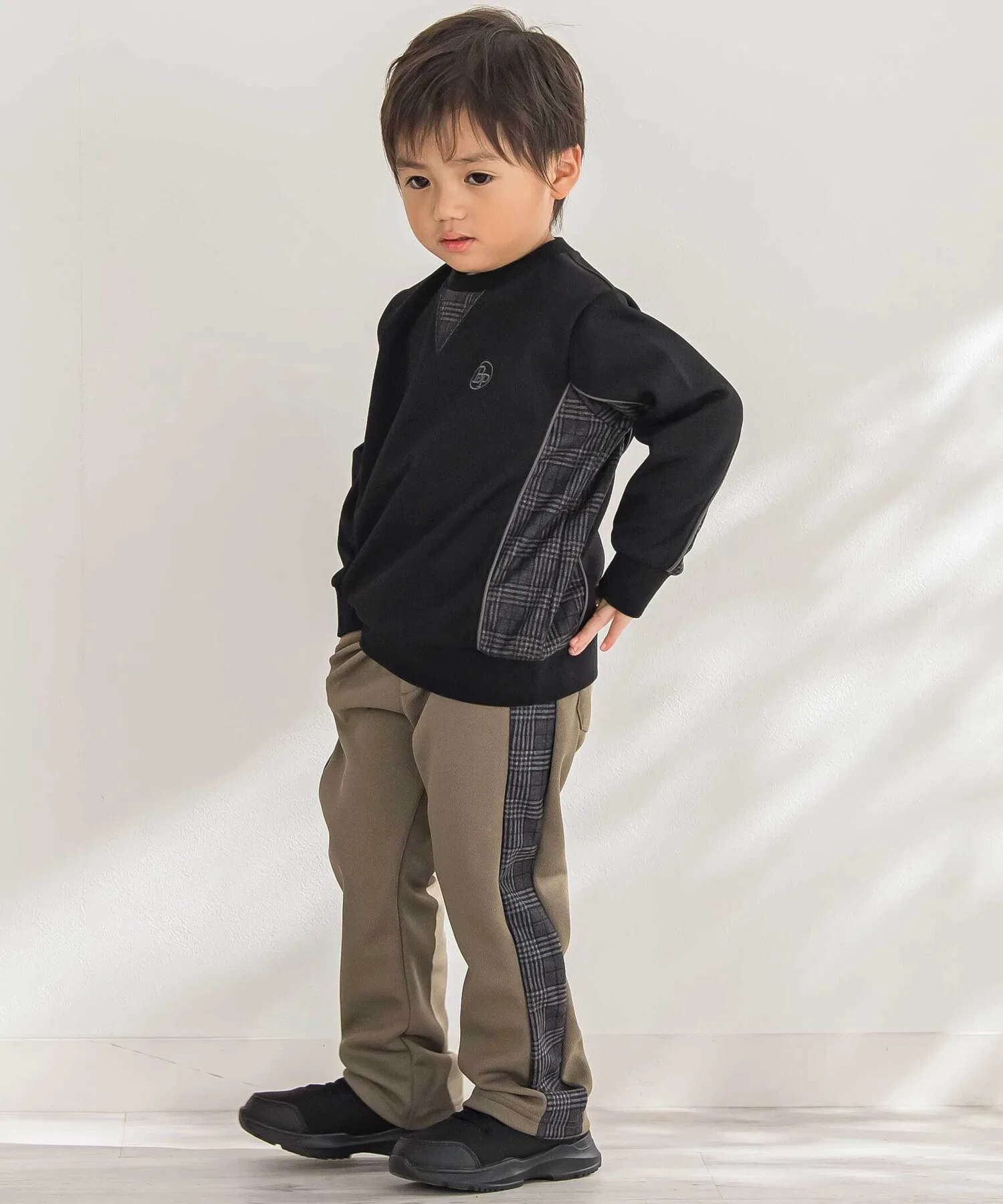 Детские брюки BeBe Petits Pois Vert с клетчатыми вставками, прямые, зелёные — фото 4