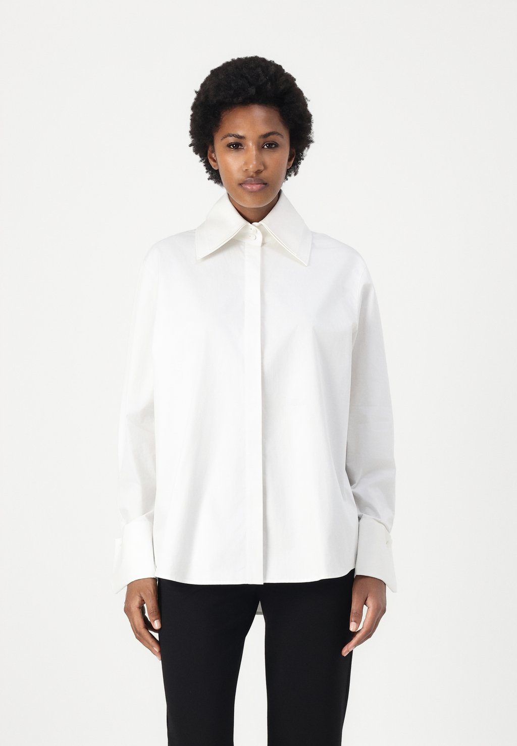 

Блузка на пуговицах DOUBLE COLLAR SHIRT KARL LAGERFELD, белый