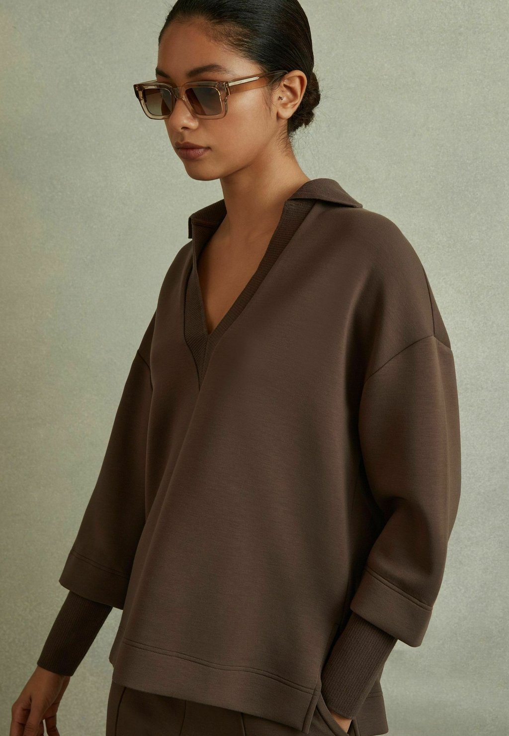 

Рубашка поло BERNIE OPEN-COLLAR - Long sleeved top Reiss, коричневый