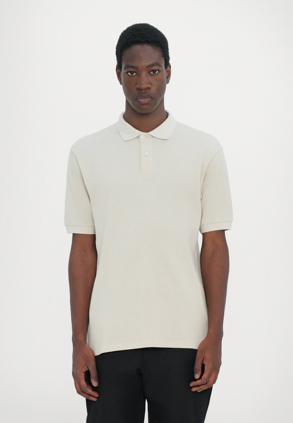 

Рубашка поло SHORT SLEEVE CLOSED, бежевый