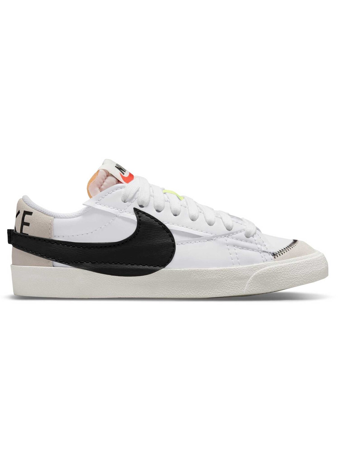 

Кроссовки Nike BLAZER LOW 77 JUMBO, белый