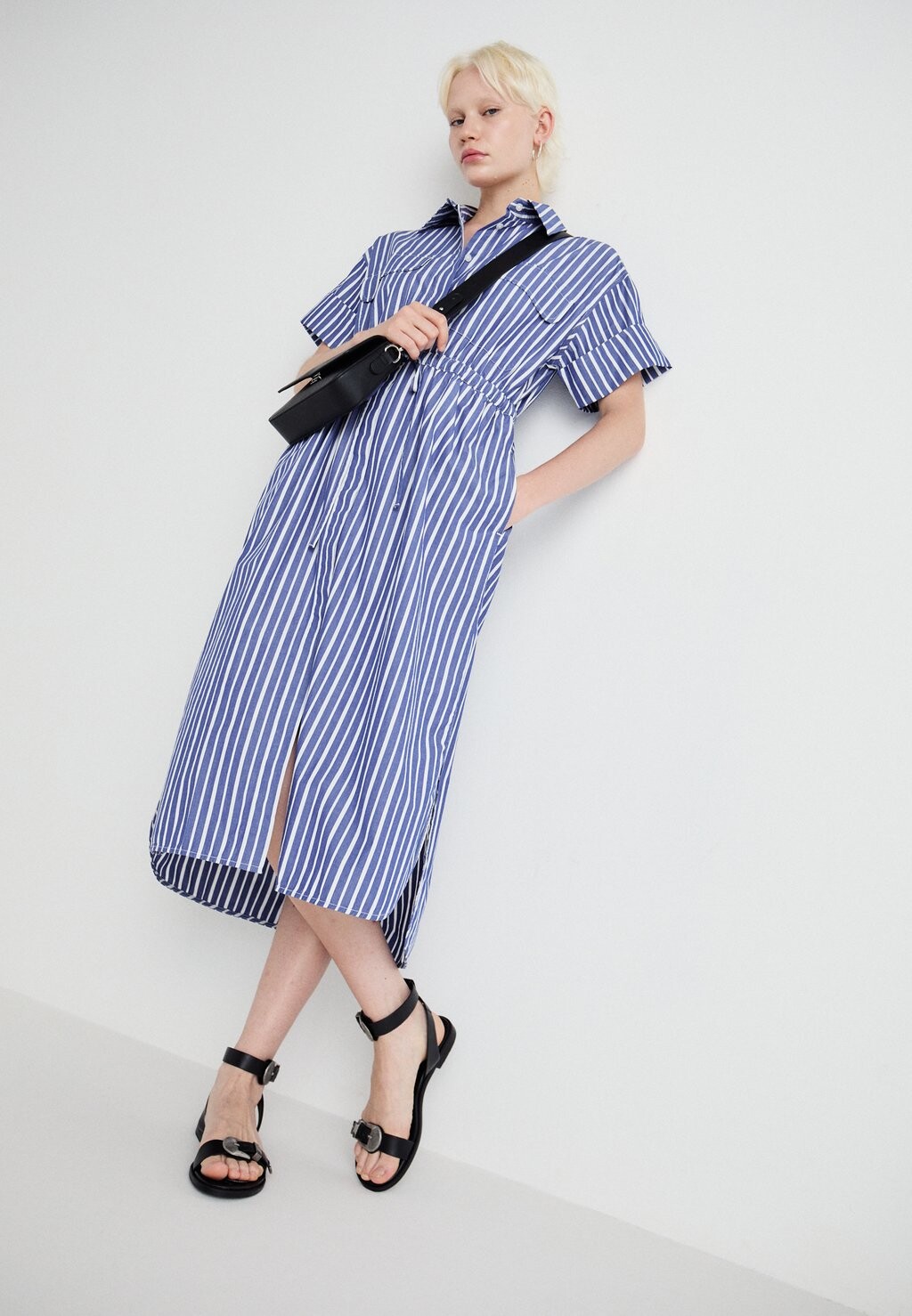 

Платье-блузка CUTOUT MIDI SHIRTDRESS GAP, синий