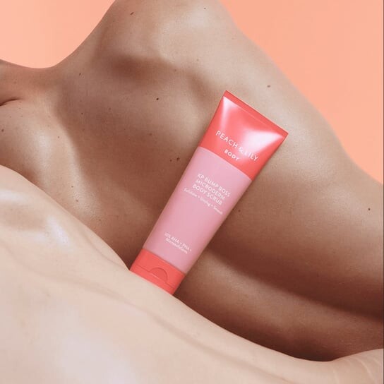 Скраб для тела с AHA и PHA кислотами, 230г Peach & Lily KP Bump Boss Microderm Body Scrub — фото 4