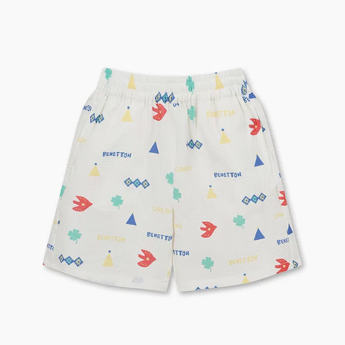 Детские шорты с мульти-узором айвори от Benetton Kids