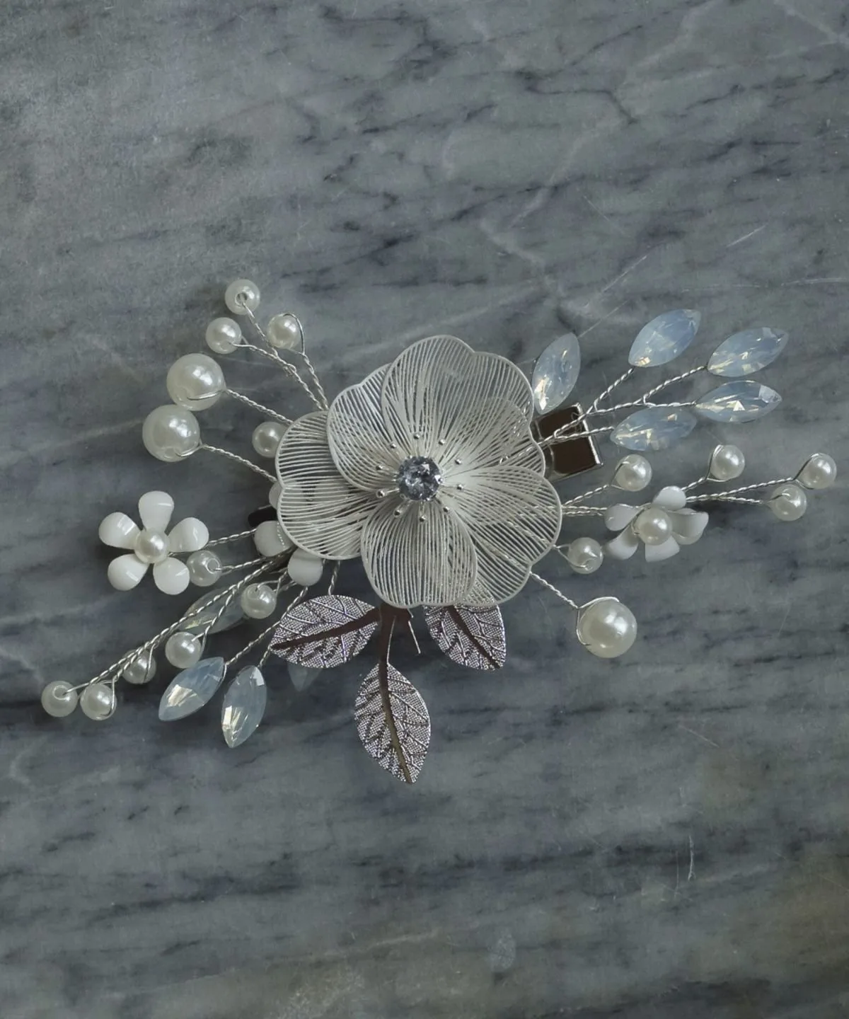 Заколка для волос Pearl Bijou с цветочным мотивом — свадебное украшение для волос. Girl, SI(06000) — фото 3