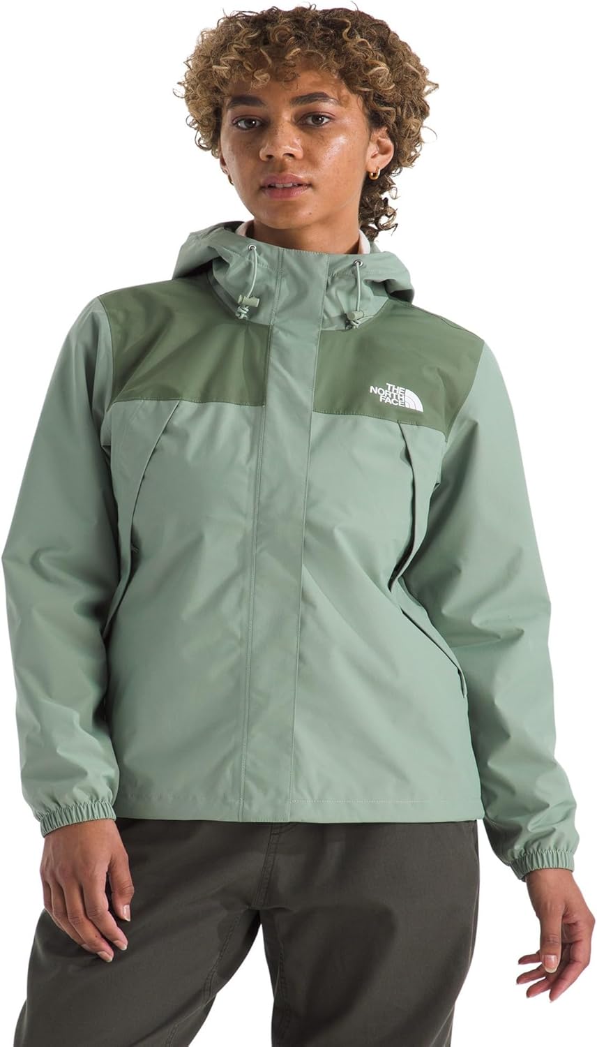

THE NORTH FACE Женская водонепроницаемая куртка Antora Дышащий дождевик с капюшоном и альпийскими карманами на молнии, Slate Moss/Bark Mist