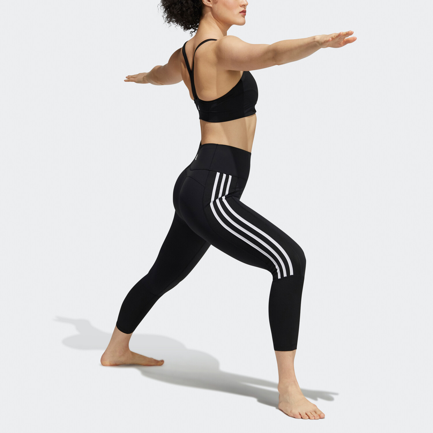 Жилет женский черный Adidas — фото 4