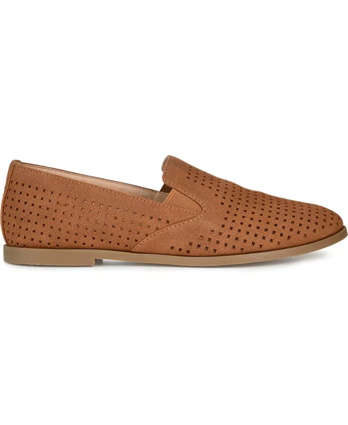 Женские перфорированные лоферы Lucie Slip On Journee Collection, коричневый — фото 2