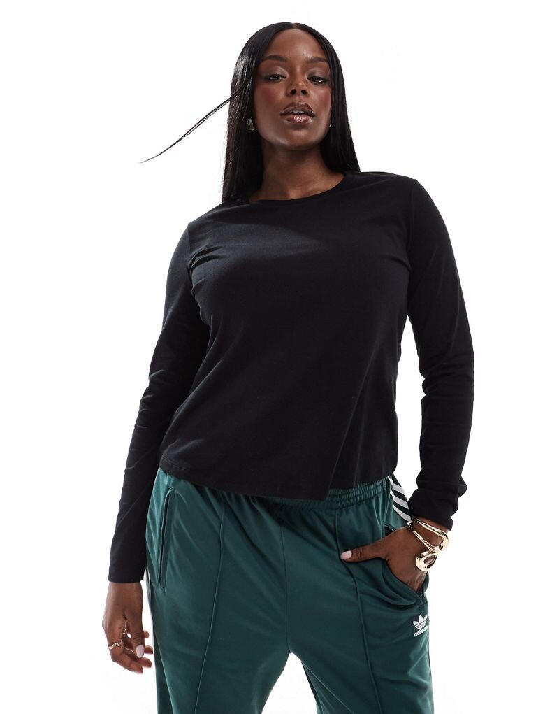 

Черная футболка узкого кроя с длинными рукавами ASOS DESIGN Curve