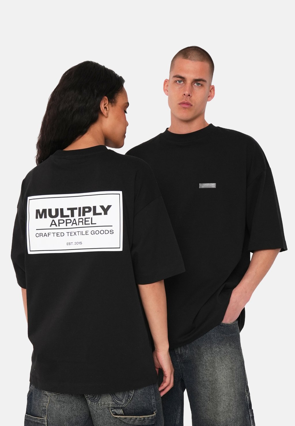 

Футболка с принтом Multiply Apparel, черный