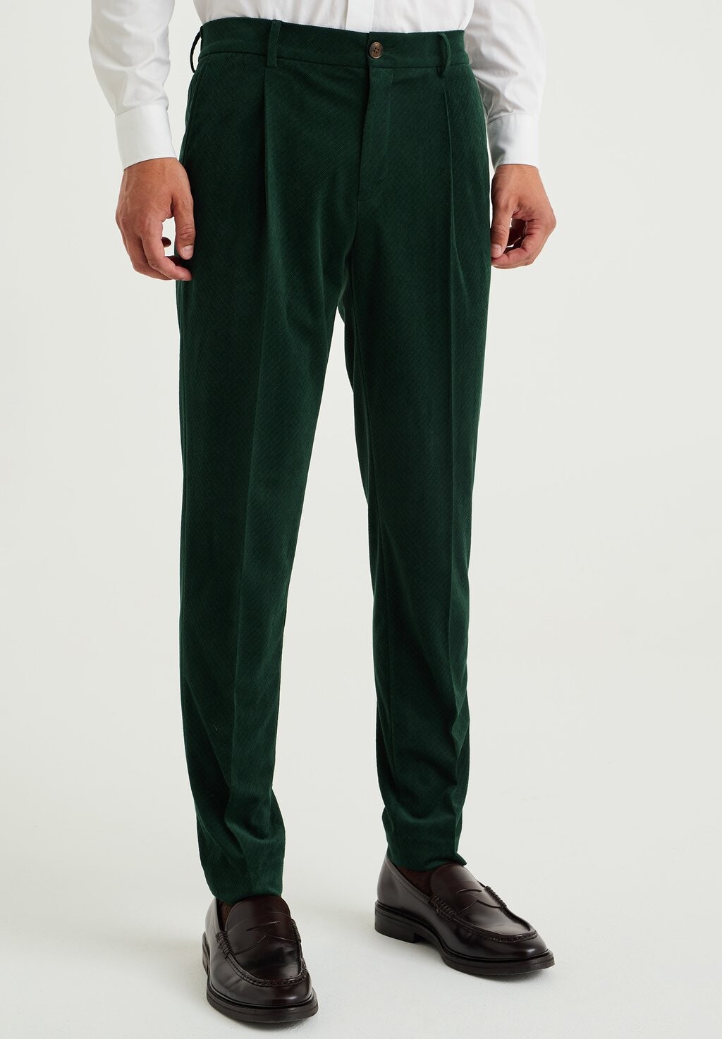 

Брюки WE Fashion, зеленые