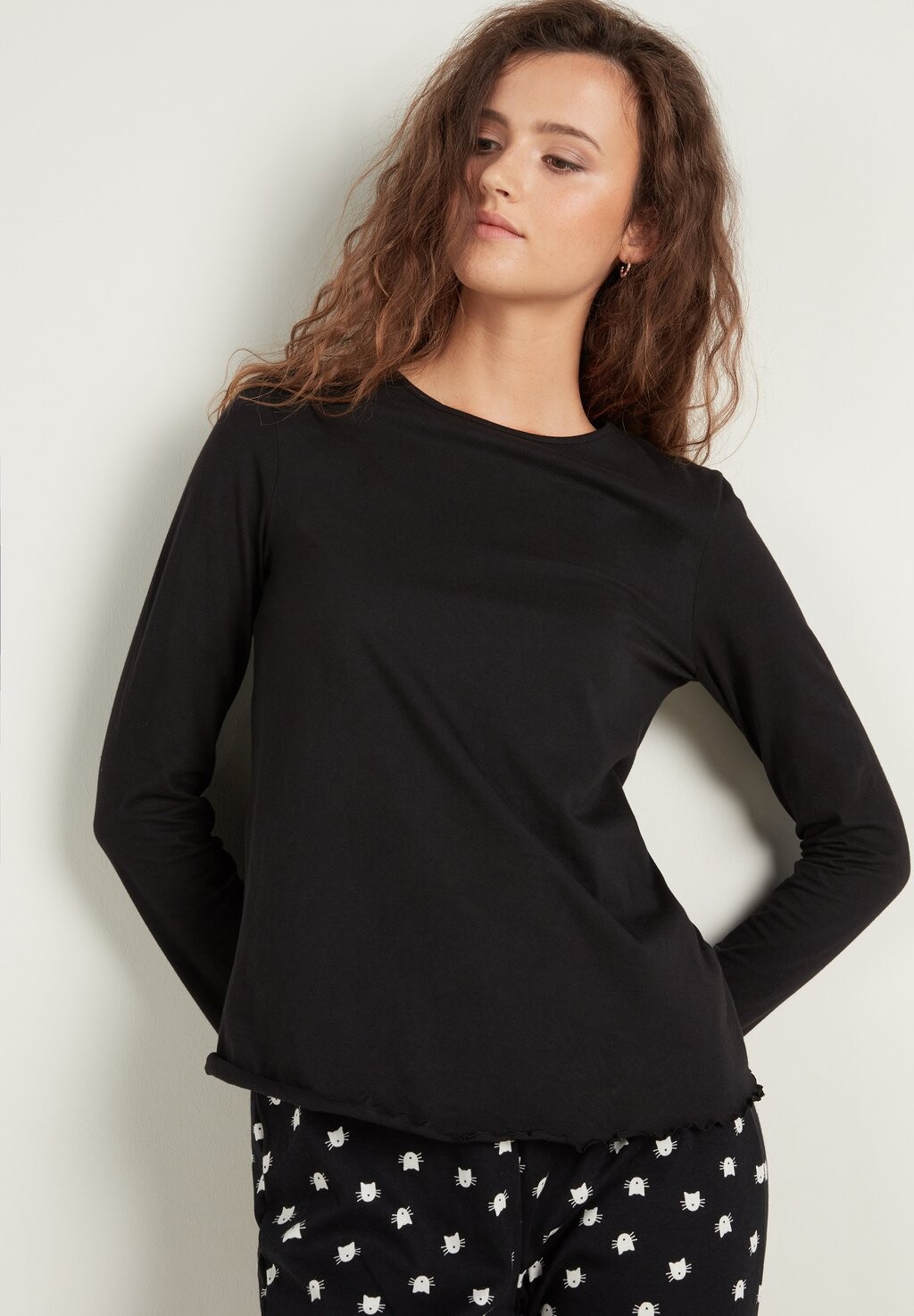 

Рубашка с длинными рукавами LONG-SLEEVED WITH ROLLED HEM Tezenis, цвет nero