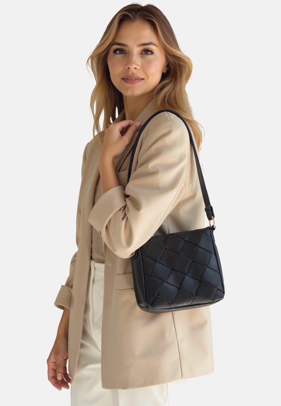 

Сумка кросс-боди Vivisence Cross body bag, Black