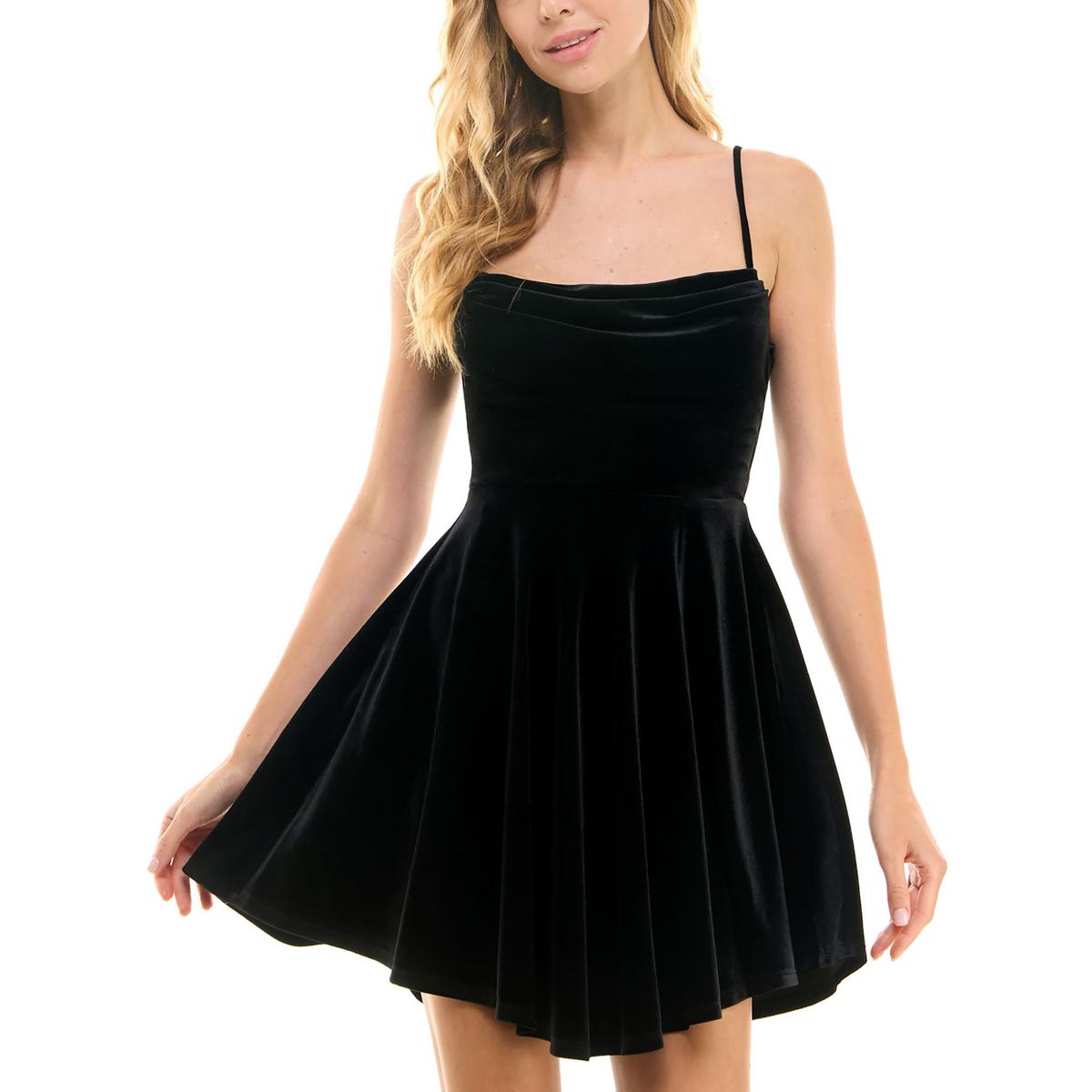 

Платье Babydoll из бархата для женщин Juniors с драпировкой City Studio, черный