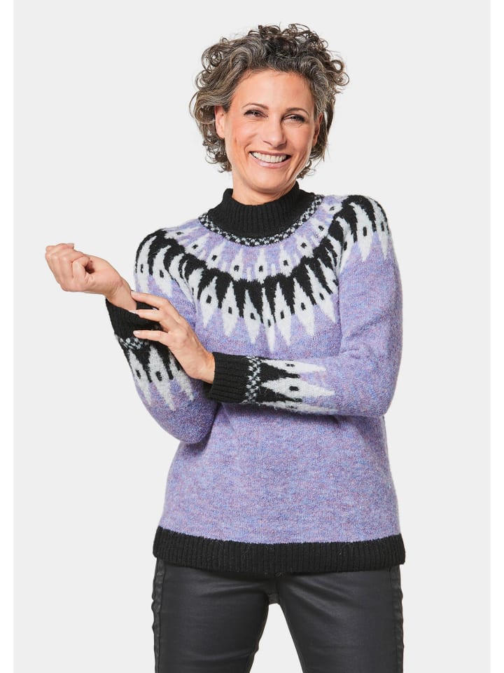 

Свитер в норвежском стиле из теплой натуральной шерсти в опалово-сиреневом цвете с узором GOLDNER