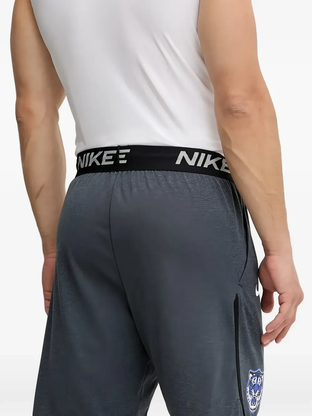 Шорты с логотипом Nike, серый — фото 2