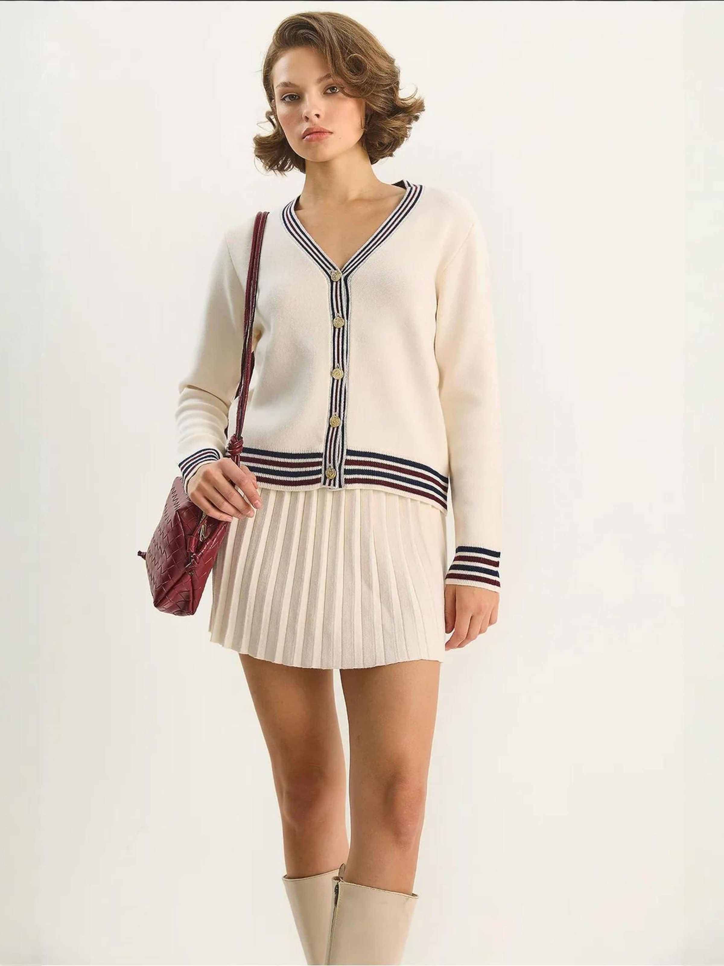 

Bianco Lucci Workwear в натуральном белом цвете