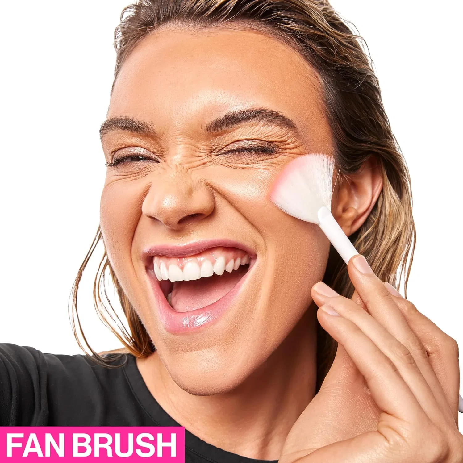 Веерная кисть от WET N WILD Wet N Wild — фото 3