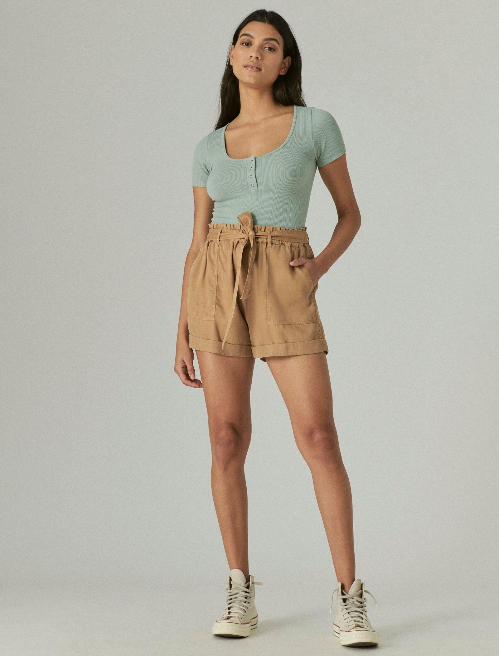 

Женские шорты Lucky Brand Paperbag, цвет natural
