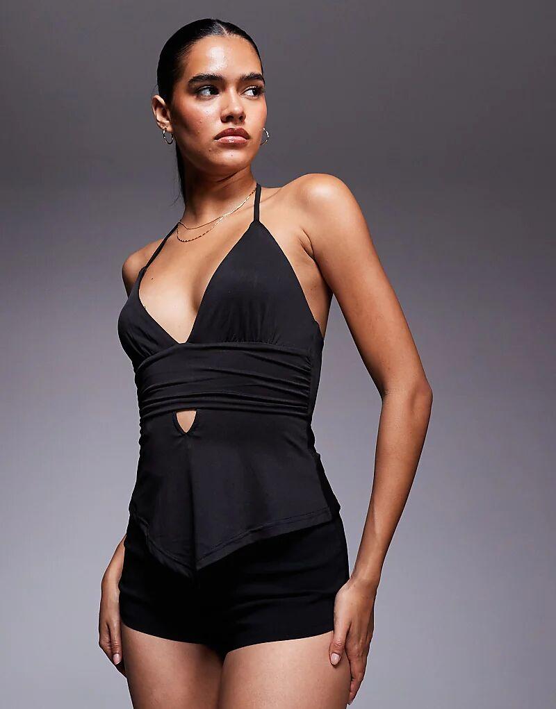 

Топ Princess Polly Averee с глубоким вырезом и запахом, черный цвет