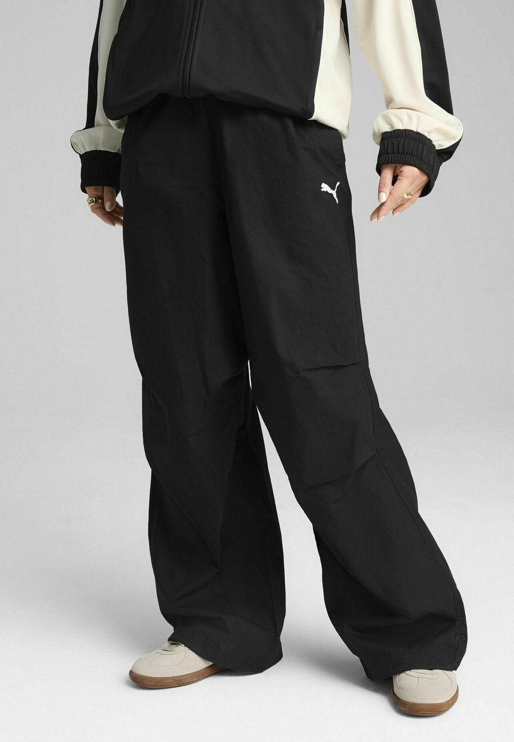 

Спортивные штаны FUTURE ARCHIVE OVERSIZED Puma, черный
