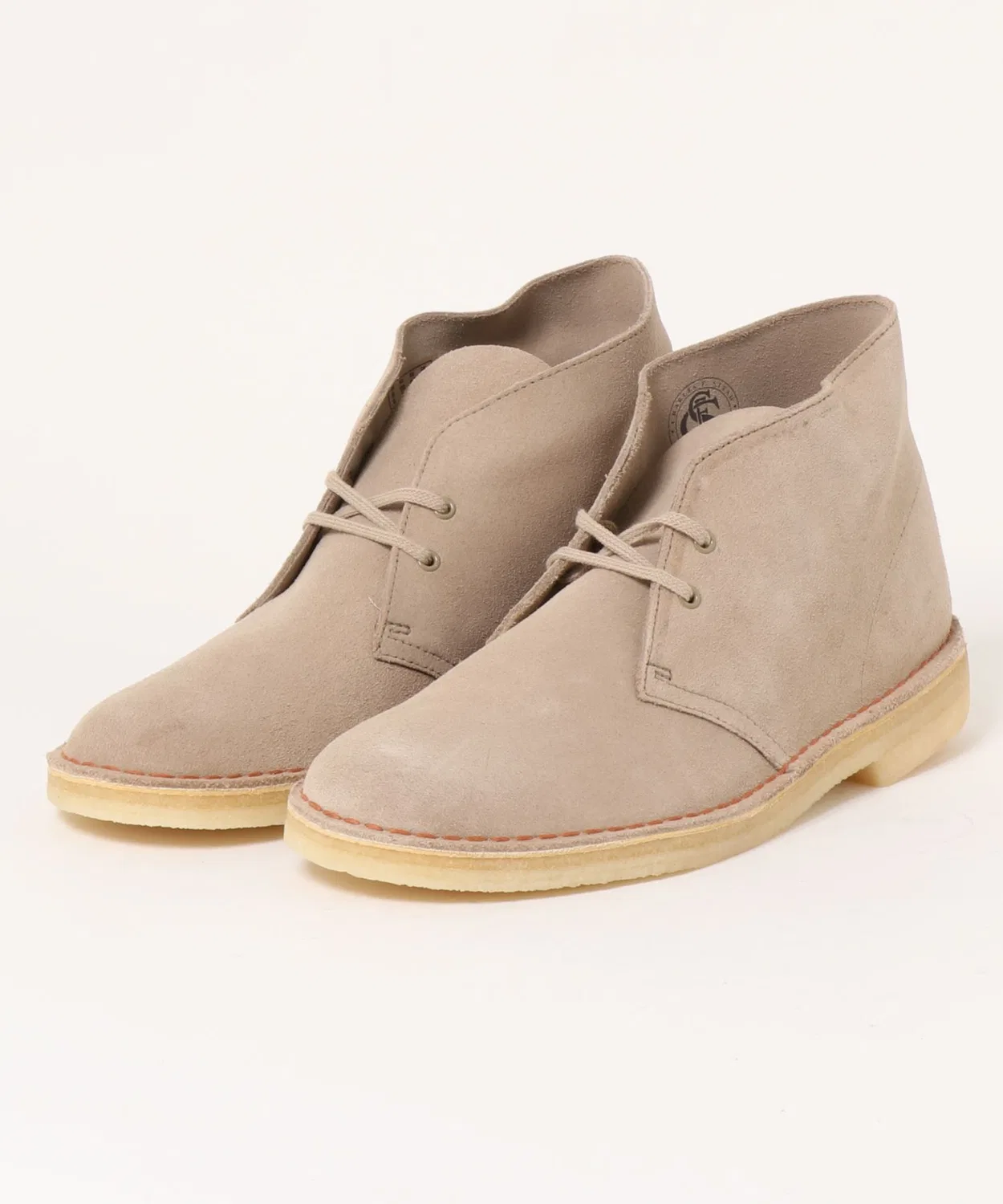 Ботинки дезертные CLARKS из замши, цвет тан