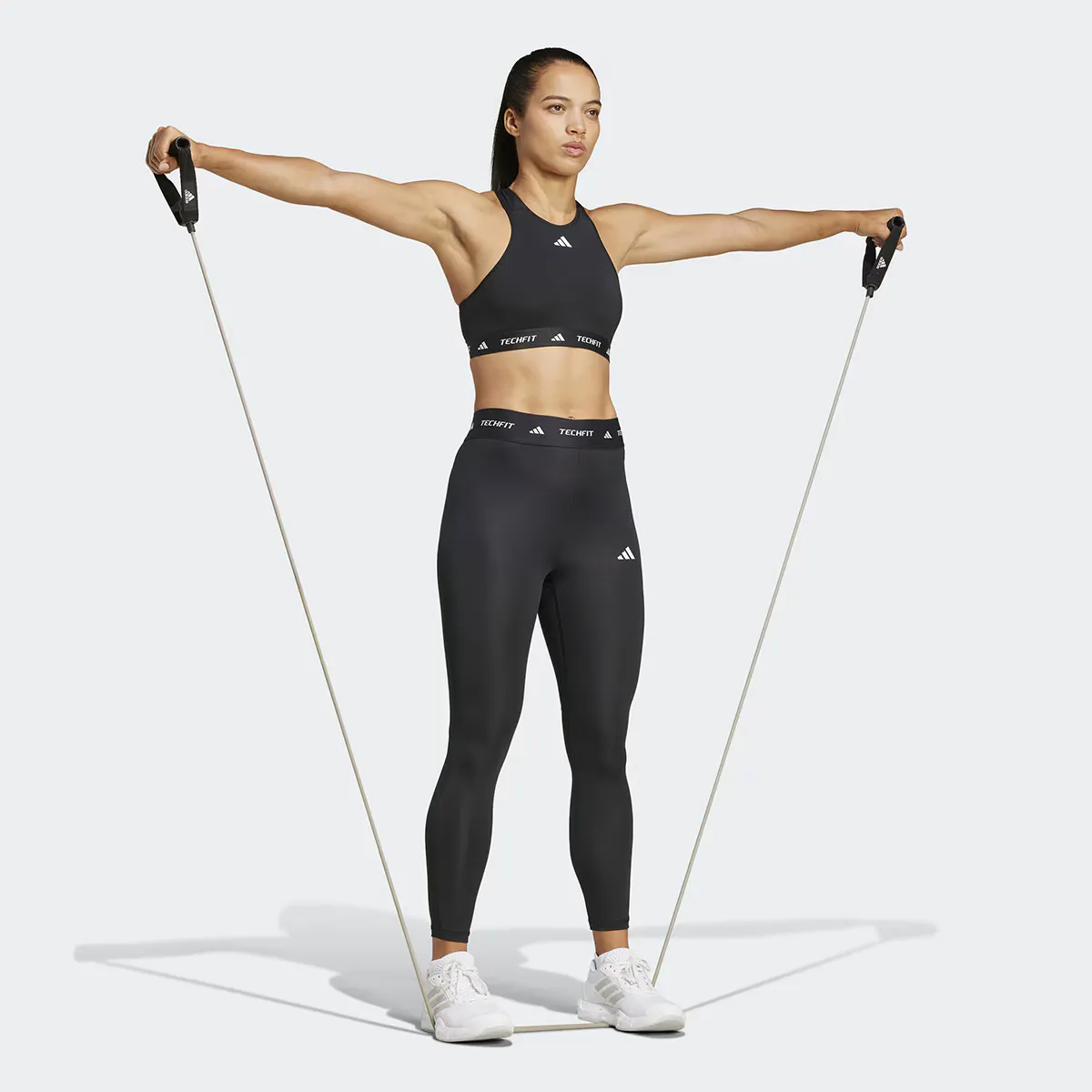

Женские колготки Adidas 7/8 Techfit, чёрный
