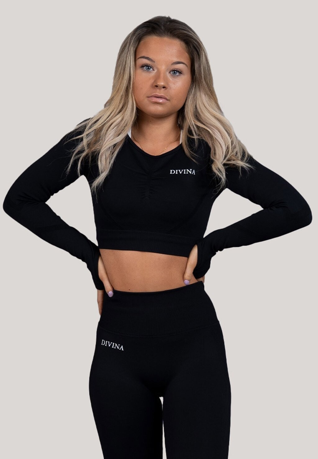 

Рубашка с длинным рукавом Divina, черный