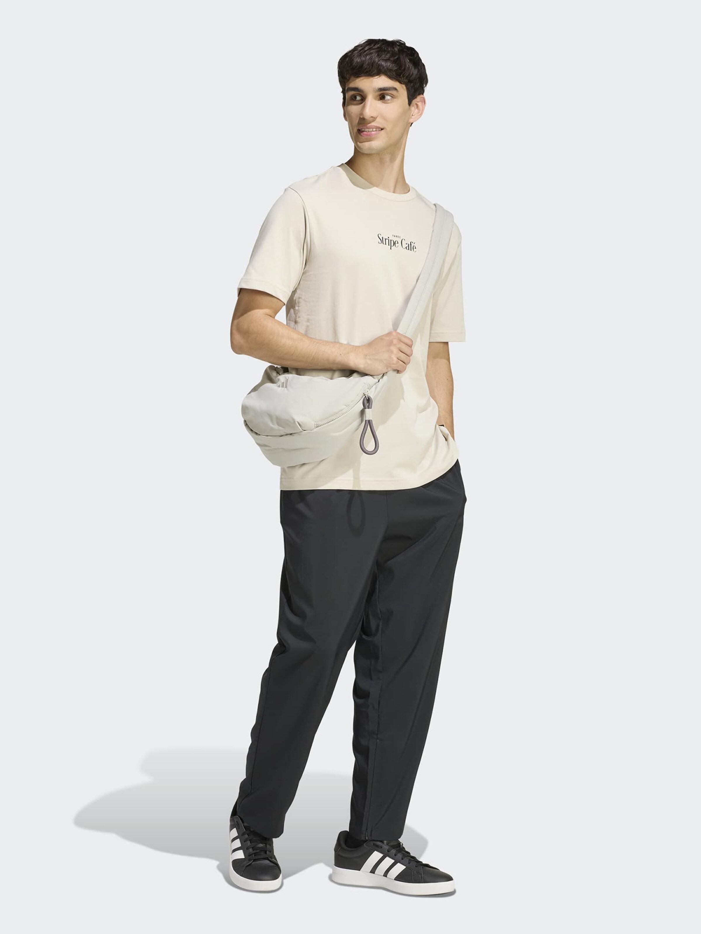 Adidas Sportswear Футболка для тренировок 'DONUT' в бежевом цвете — фото 4