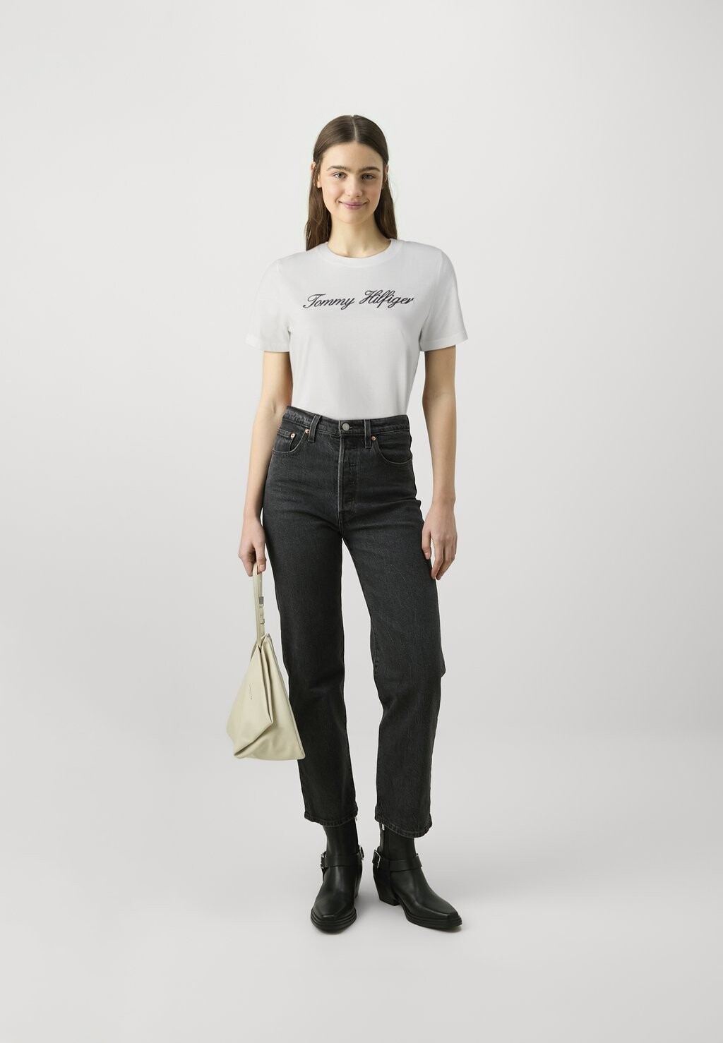 

Принт на футболке SCRIPT REGULAR Tommy Hilfiger, белый