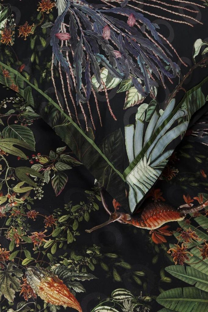 

Комплект постельного белья MOOOI из хлопка Menagerie цвет Ворон размер 155 х 220 см + 1 х 80 х 80 см