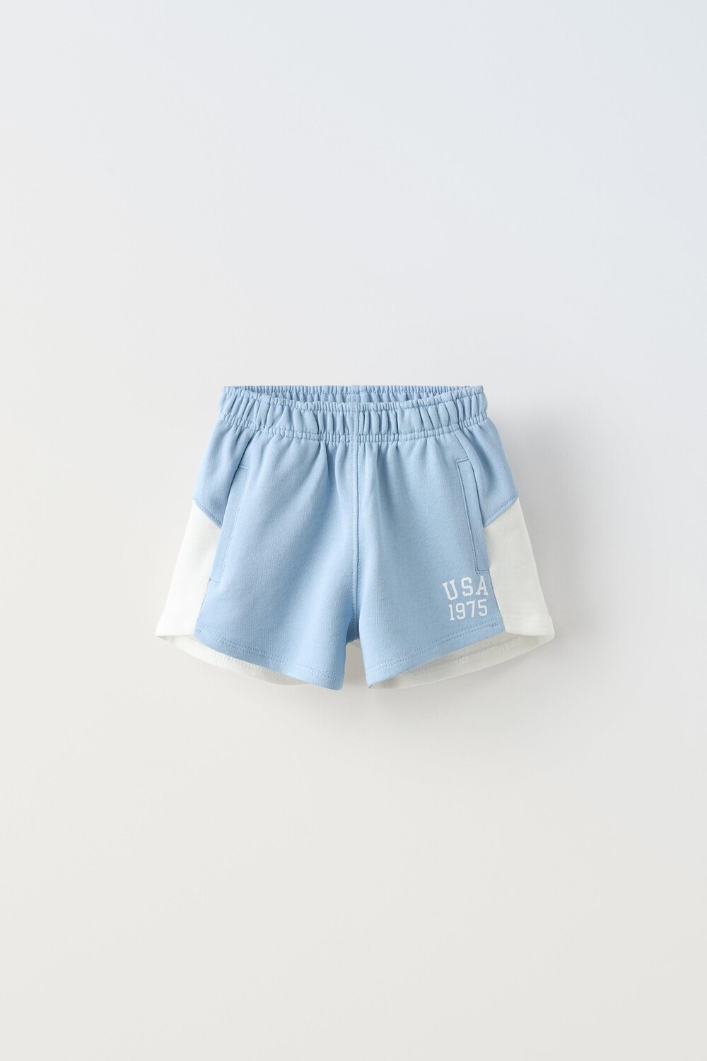 

Шорты-бермуды с цветными блоками и лозунгом ZARA, синий