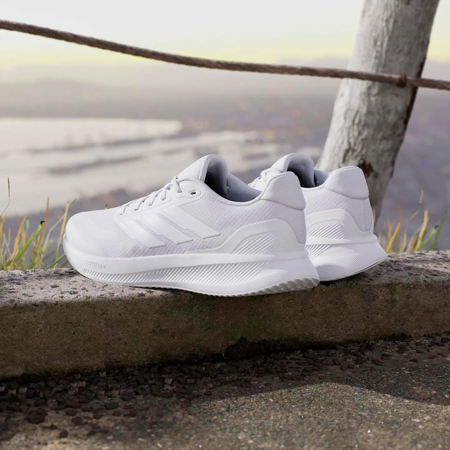 Мужские беговые кроссовки Adidas Runfalcon 5, Cloud White Cloud White Cloud White — фото 2