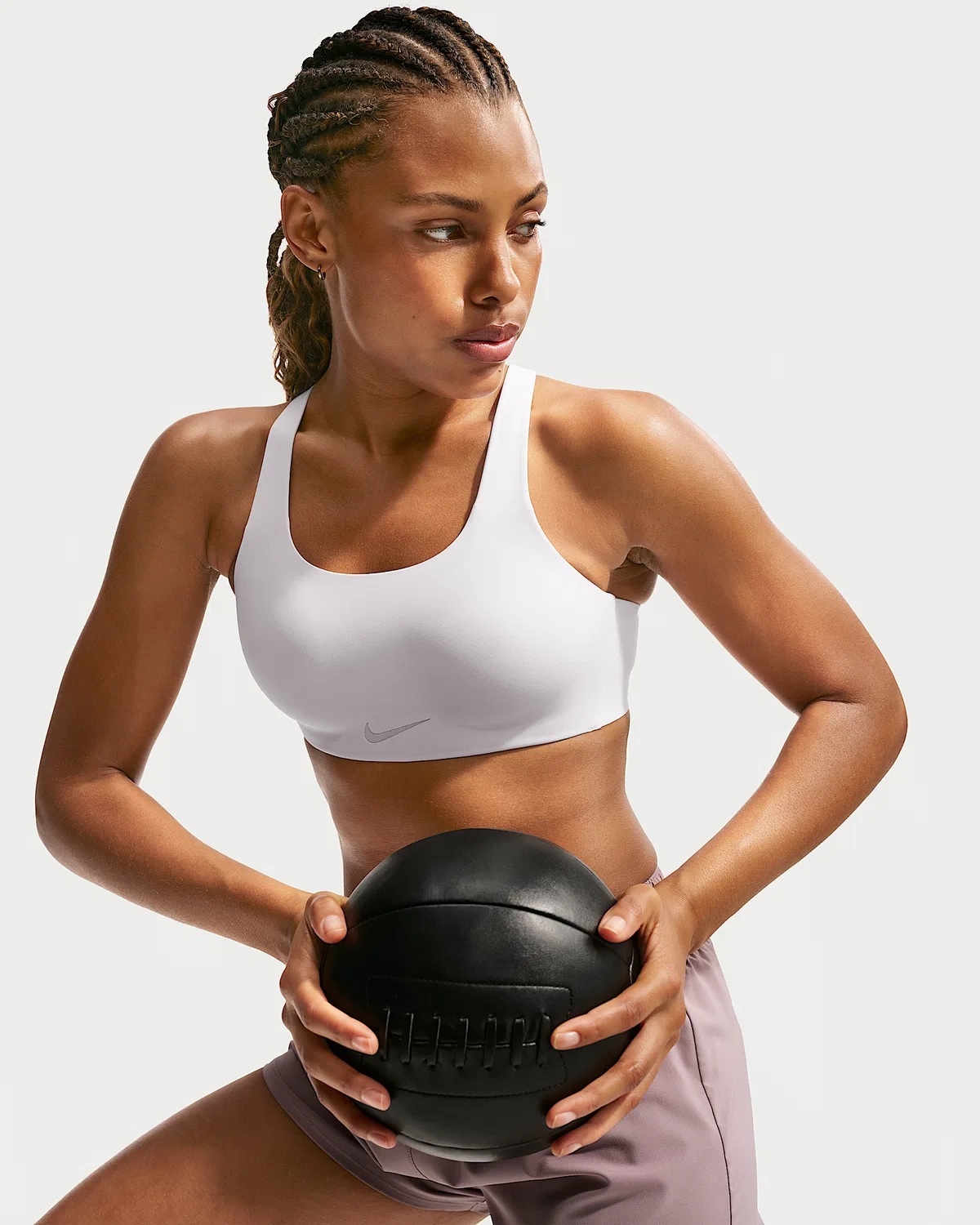 Женский спортивный бюстгальтер Nike Rival с высокой поддержкой и поролоном, White/Particle Beige