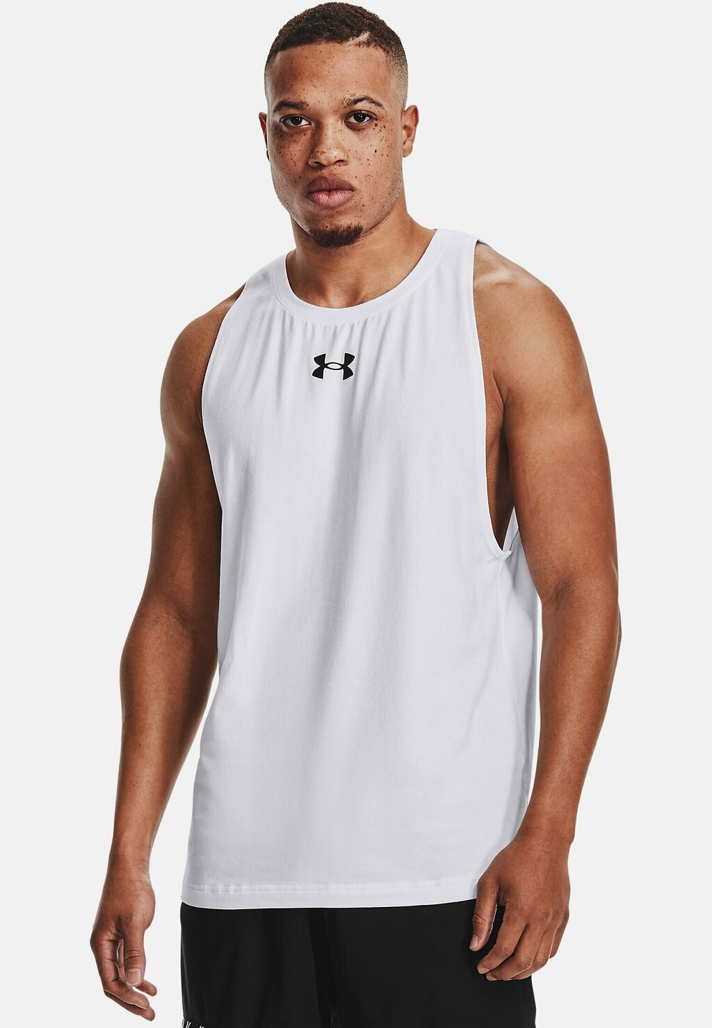 

Майка Under Armour BASELINE TANK, цвет White