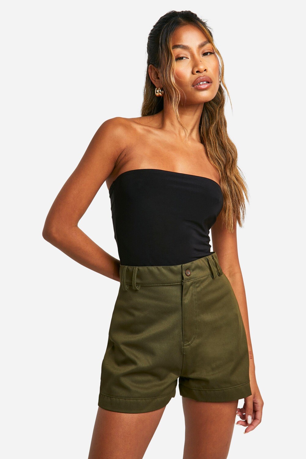 

Базовые шорты-карго boohoo, хаки