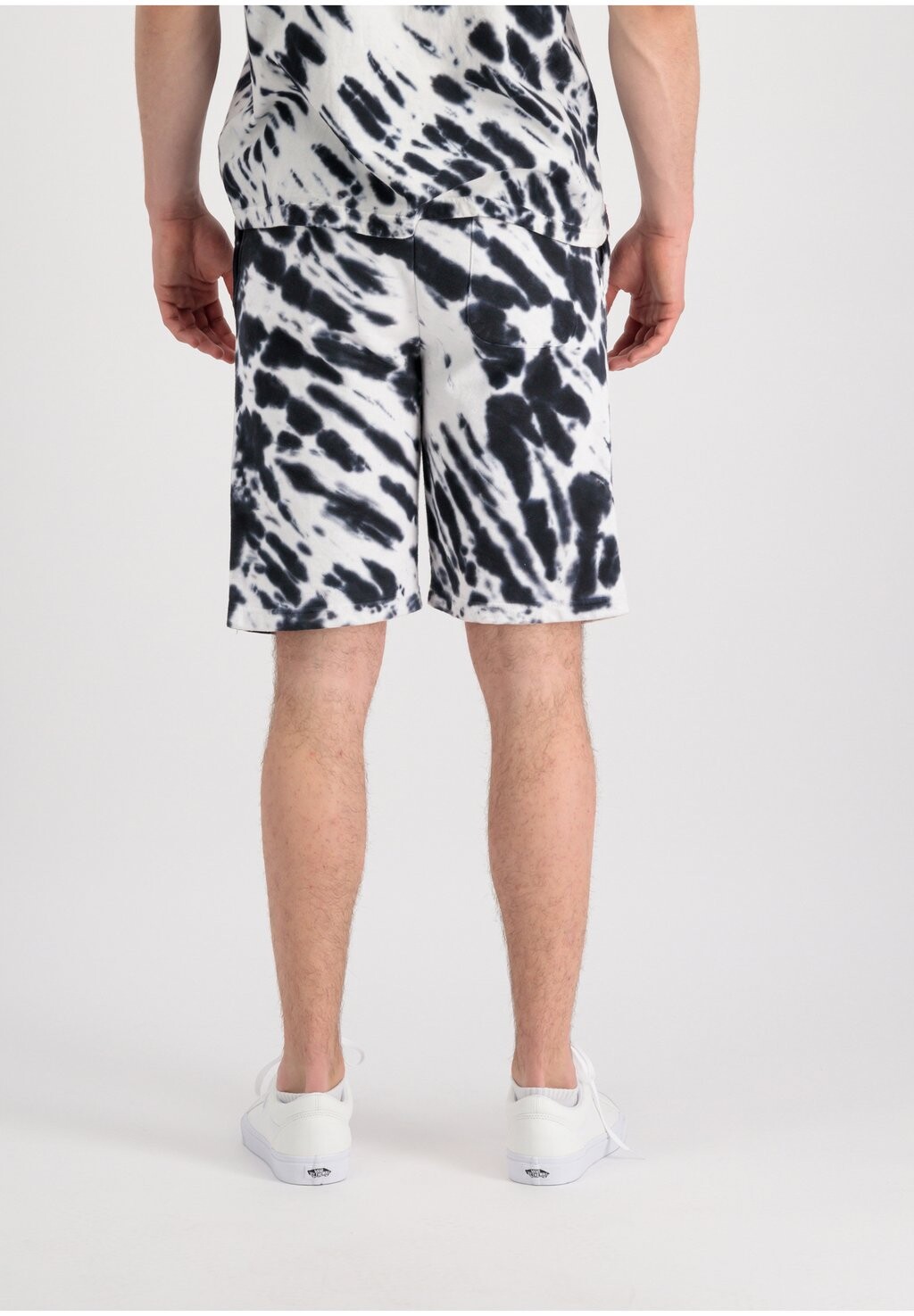 

Спортивные брюки TIE DYE Alpha Industries, черный