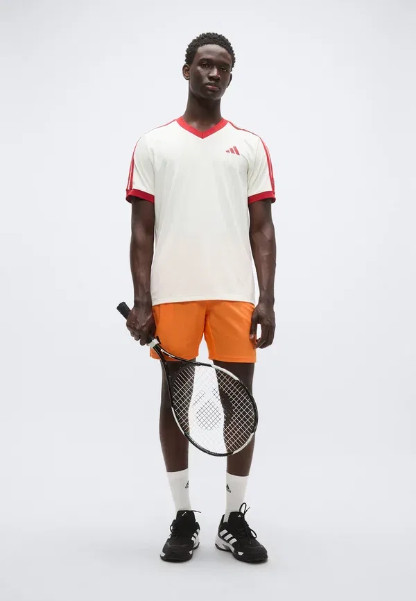 Футболка спортивная классическая Adidas Performance, цвет мел — фото 2