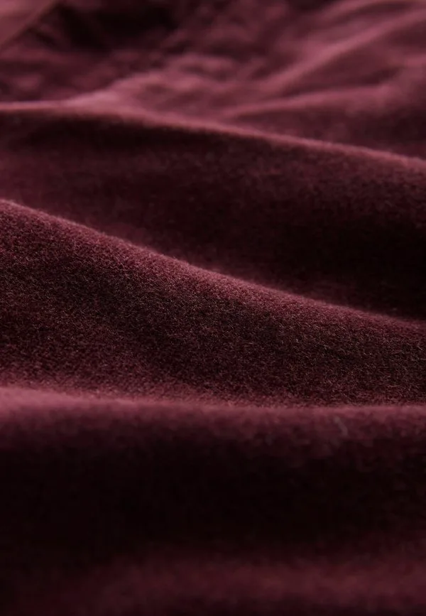 Джинсы узкого кроя для невысоких девушек Next, Berry Red — фото 3