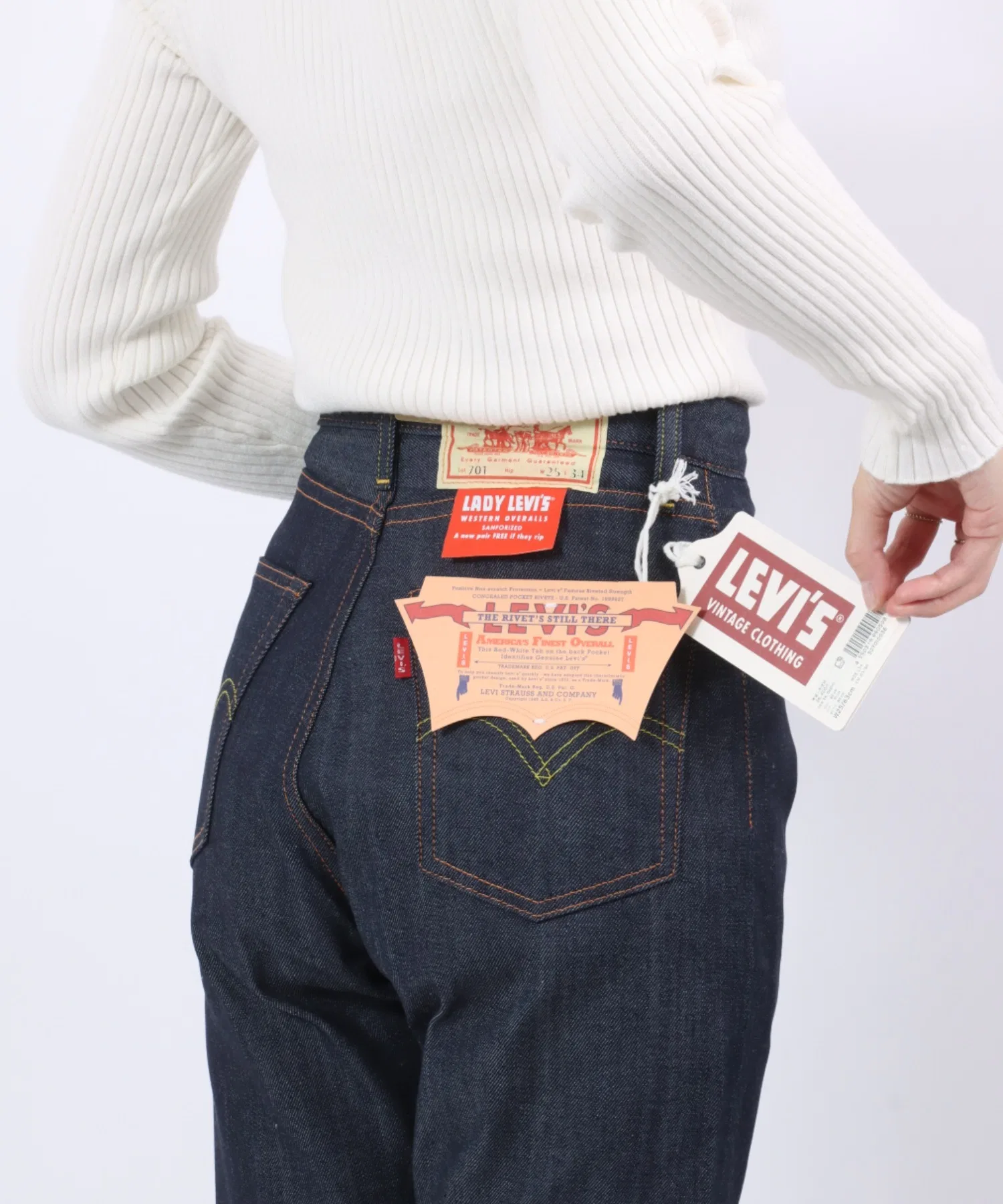 Винтажные джинсы Levi's 701 1950-х годов, из органического плотного денима (нестиранные). — фото 2
