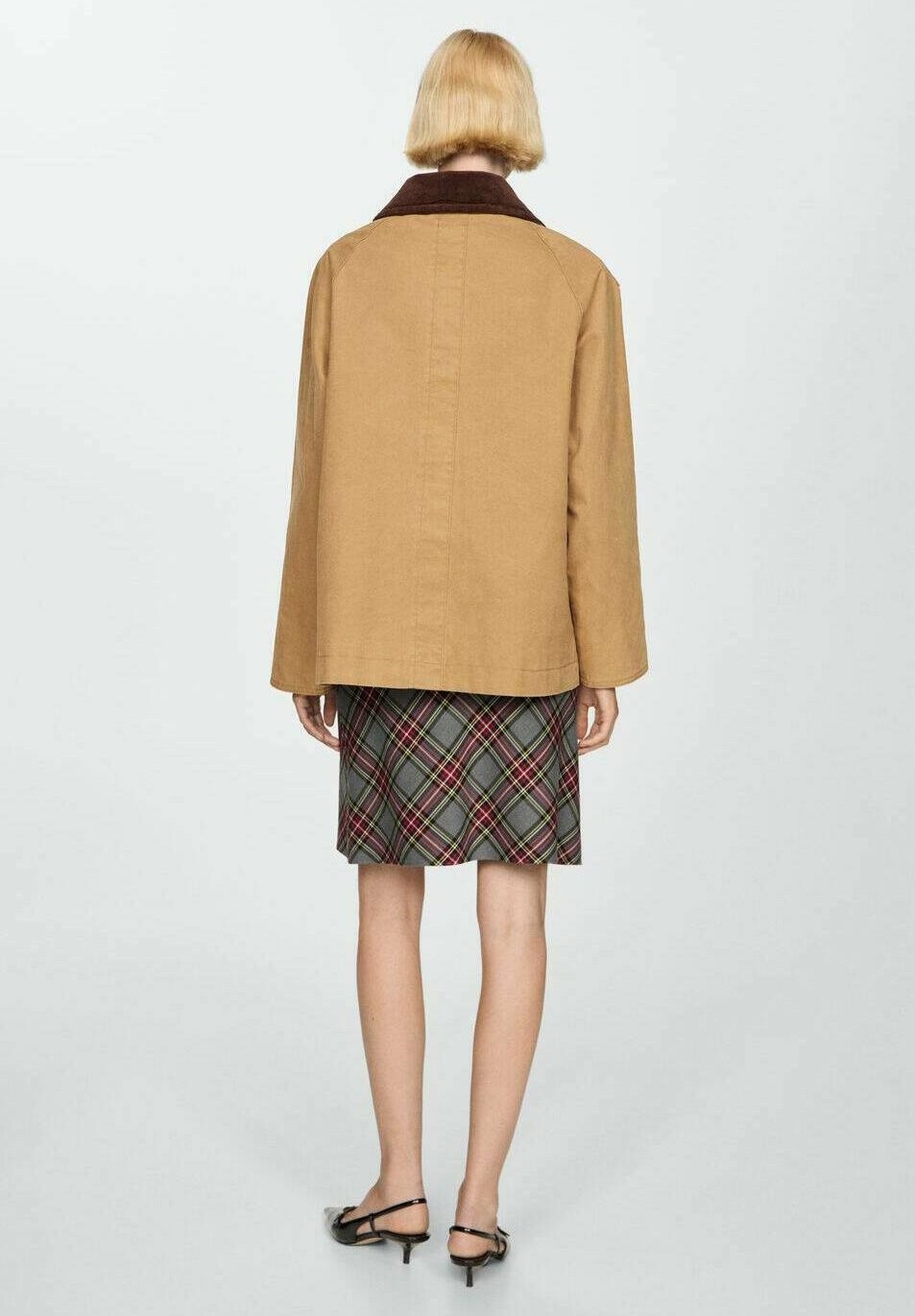 

Короткое пальто FIRE Mango, коричневый