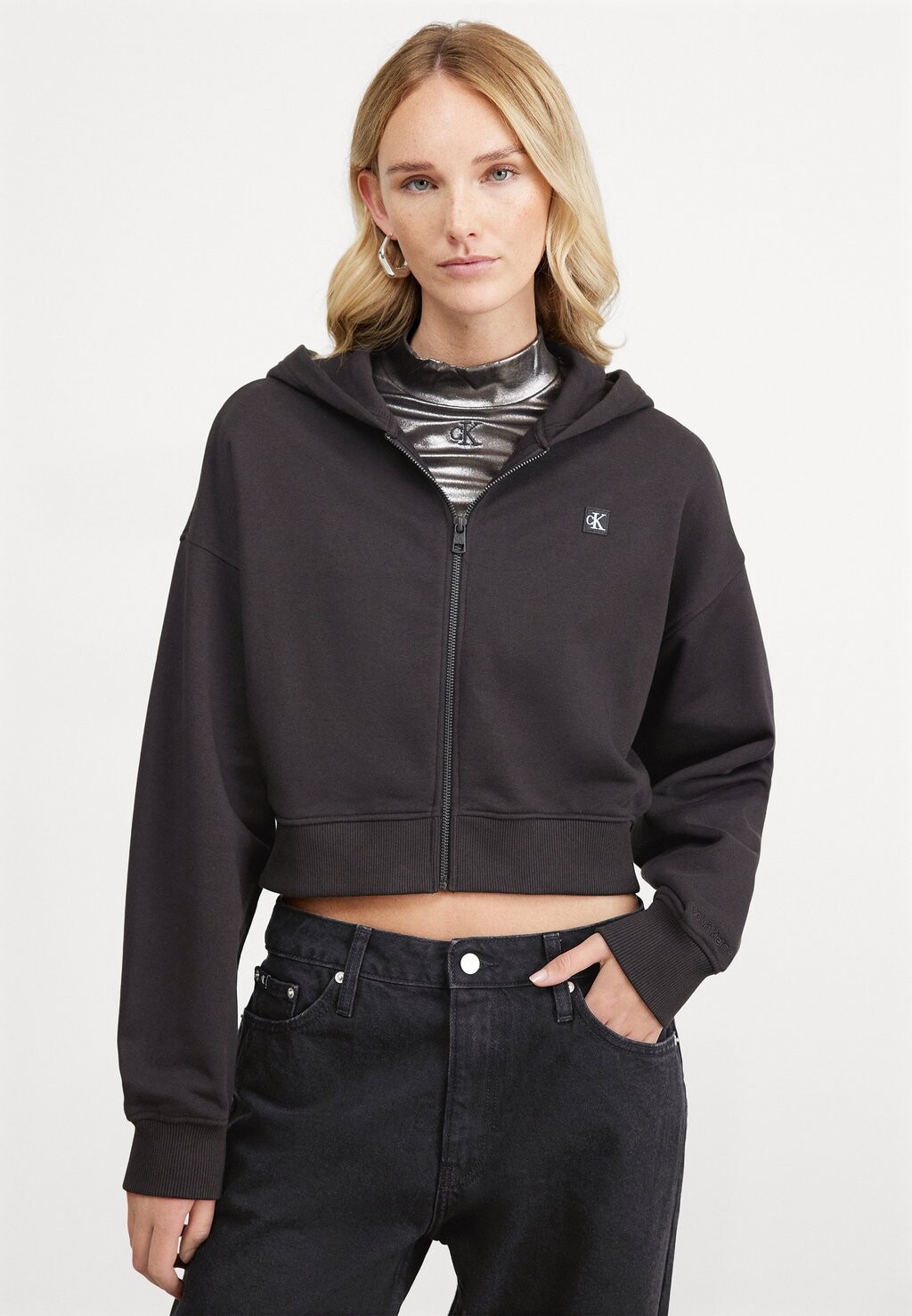 

Толстовка на молнии Calvin Klein Jeans ЭМБРО ЗНАК НА МОЛНИИ, черный