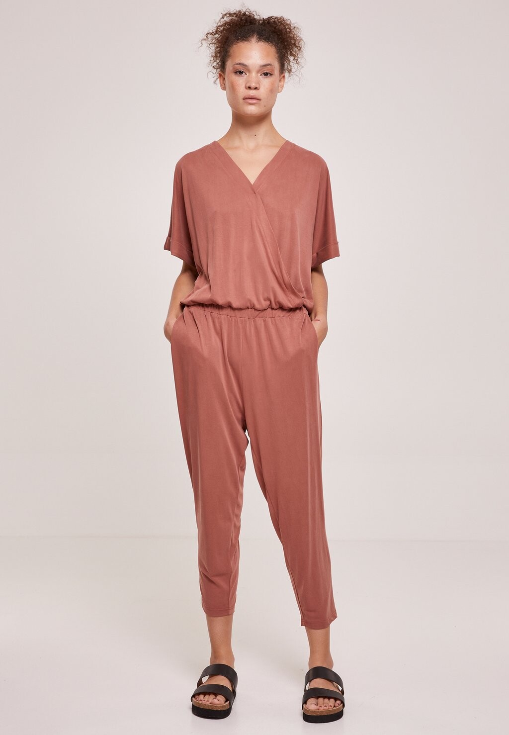 

Комбинезон Urban Classics Curvy