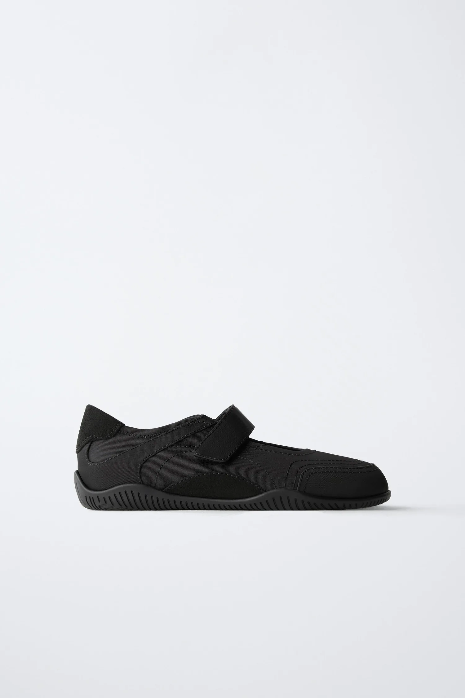 Спортивные балетные туфли из нескольких частей Zara, черный