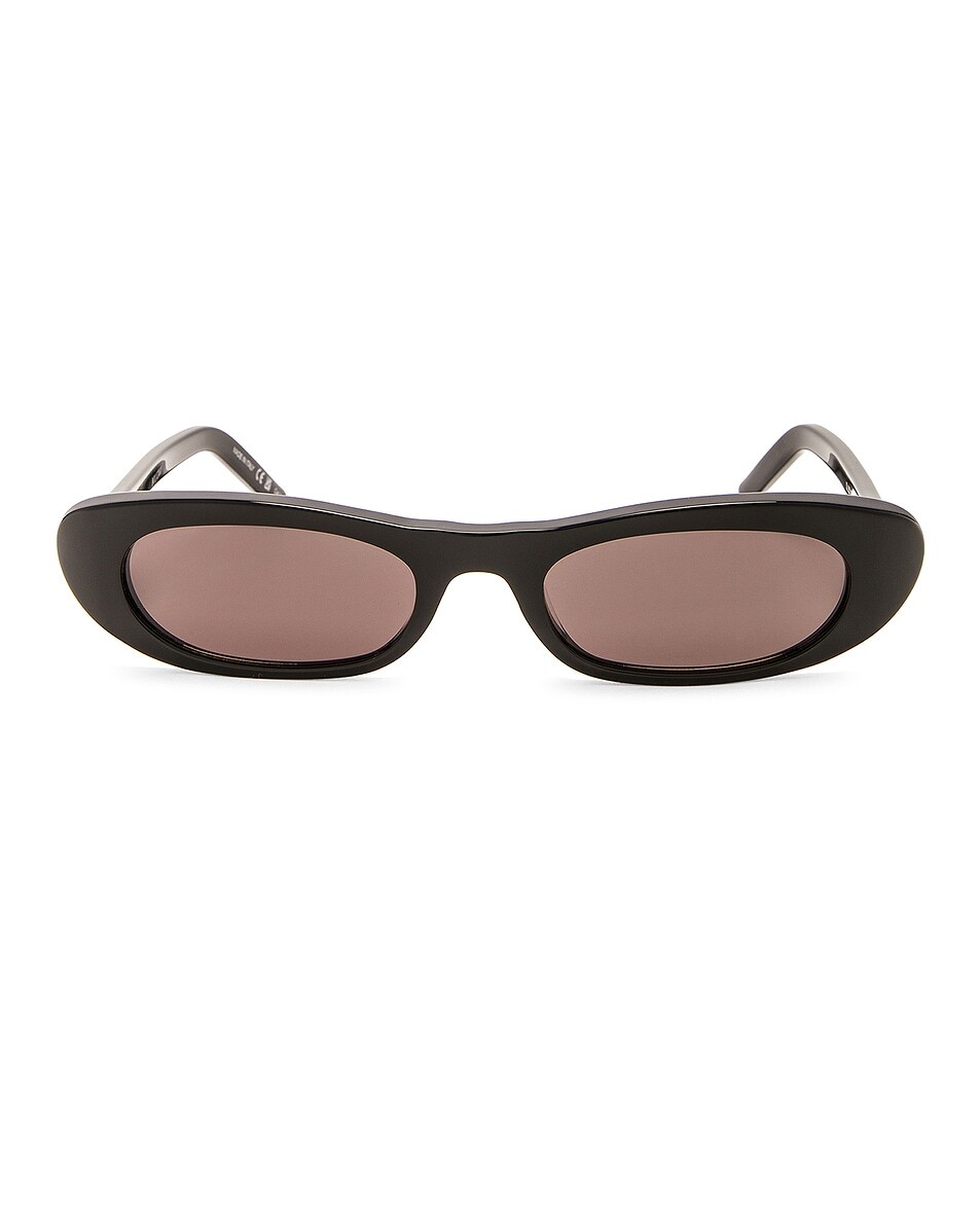 

Солнцезащитные очки SL 557 оттенка Saint Laurent, черный