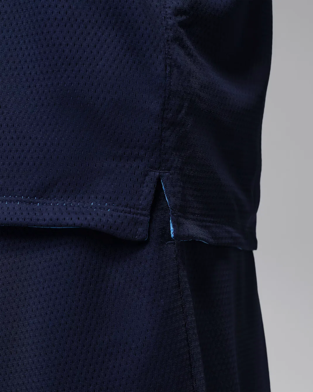 Мужская двусторонняя футболка Jordan Sport, Midnight Navy/University Blue — фото 4