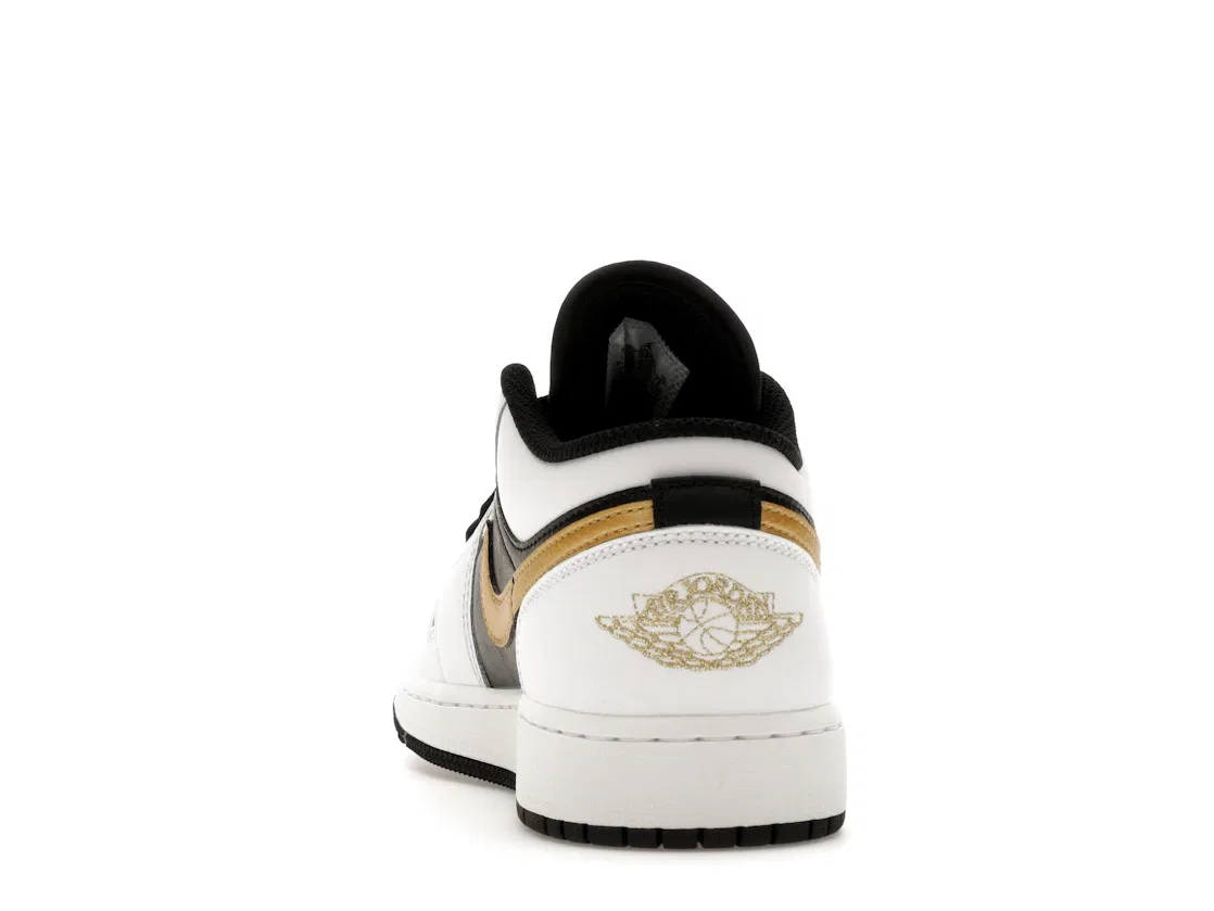 Детские кроссовки с золотым свушем Jordan 1 Low Jordan, White/Black/Metallic Gold — фото 4