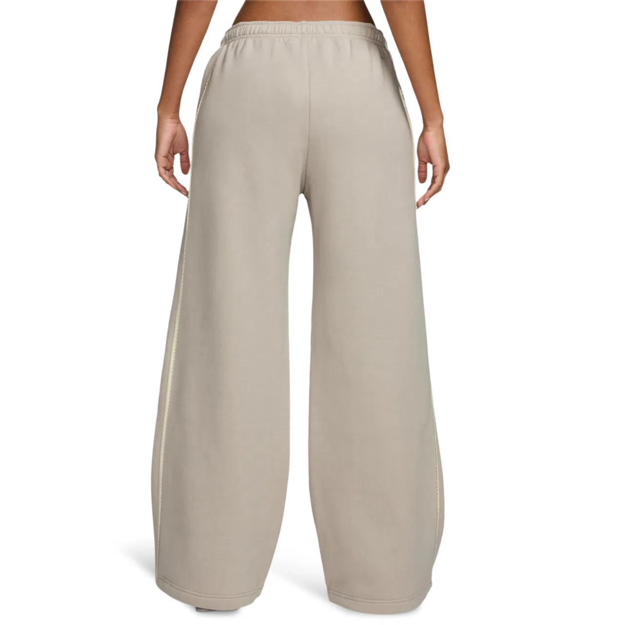 Женские широкие брюки из флиса с фигурным низом Nike Studio Fleece Scallop Wide Leg Pants, White/White/White — фото 2