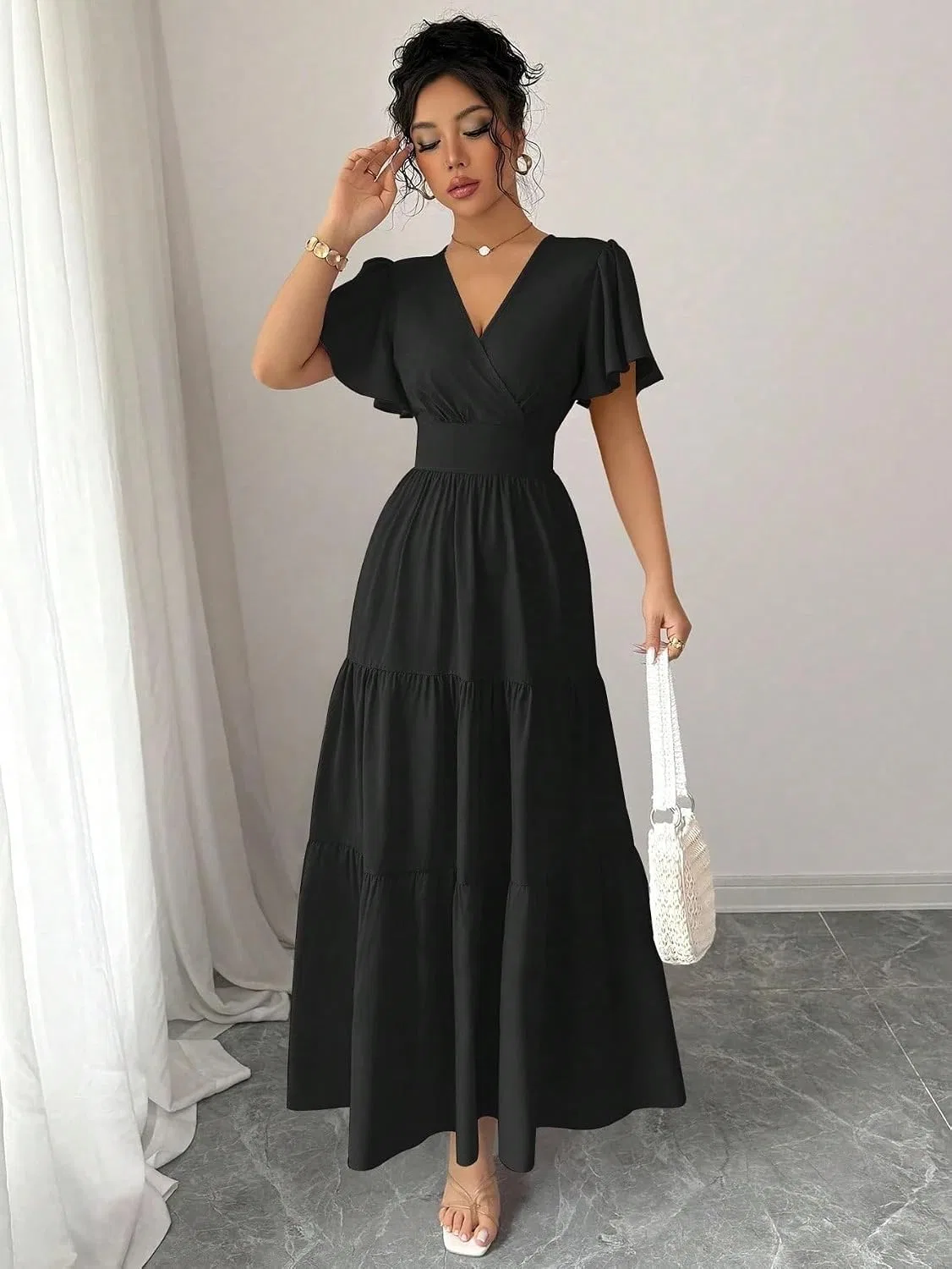 Женское элегантное платье с рюшами V-образным вырезом, Black — фото 4