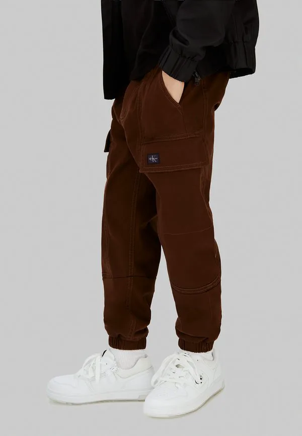 Сатиновые брюки-карго Calvin Klein Jeans, Legacy Brown — фото 4